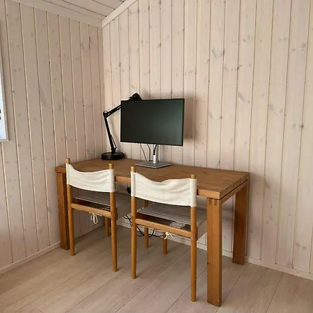 Nature Retreat By The Harbor In Odden Vakantiehuis