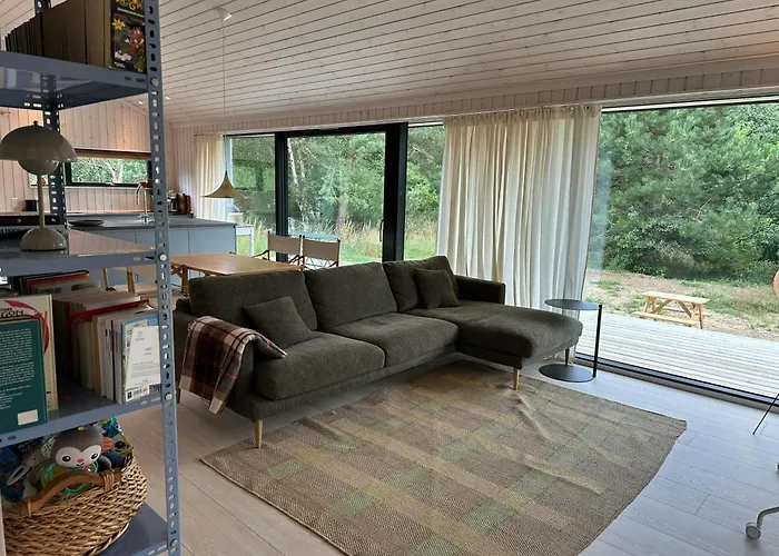 Nature Retreat By The Harbor In Odden *