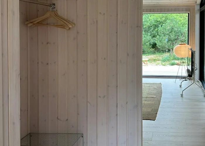 Сasa de vacaciones Nature Retreat By The Harbor In Odden *